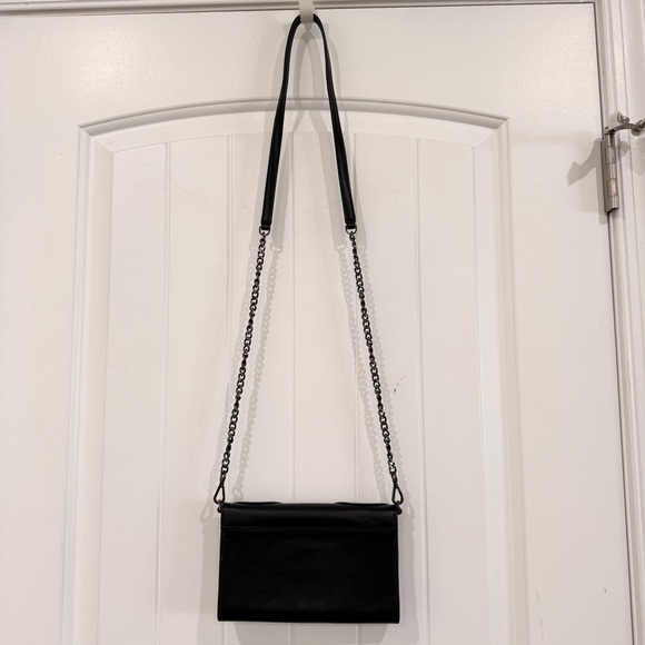 ALICE + OLIVIA Stacey Face Long Wallet with straps - Picture 2 of 8